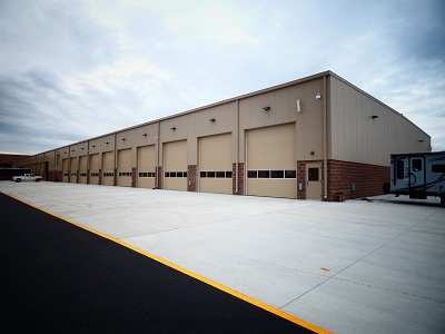 Exterior photo of service bays at General RV Ashland Supercenter